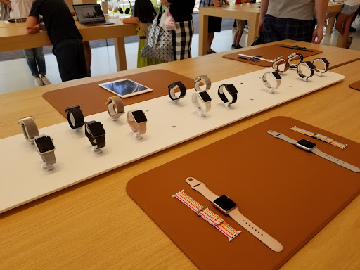 Computer Store «Apple Irvine Spectrum Center», reviews and photos, 763 Spectrum Center Dr, Irvine, CA 92618, USA