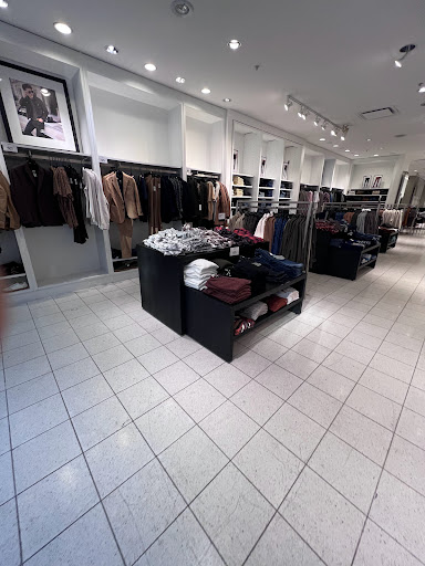 Clothing Store «Express», reviews and photos, 250 Lehigh Valley Mall, Whitehall, PA 18052, USA
