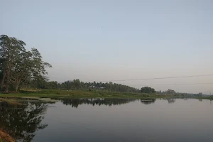 Yadakuriya image