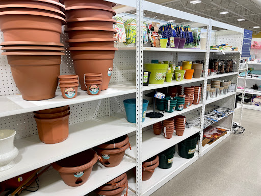 Thrift Store «Goodwill - Maplewood», reviews and photos, 2580 White Bear Ave, Maplewood, MN 55109, USA