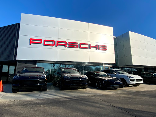 Car Dealer «Umansky Motor Cars», reviews and photos, 1400 W Silver Spring Dr #101, Milwaukee, WI 53209, USA