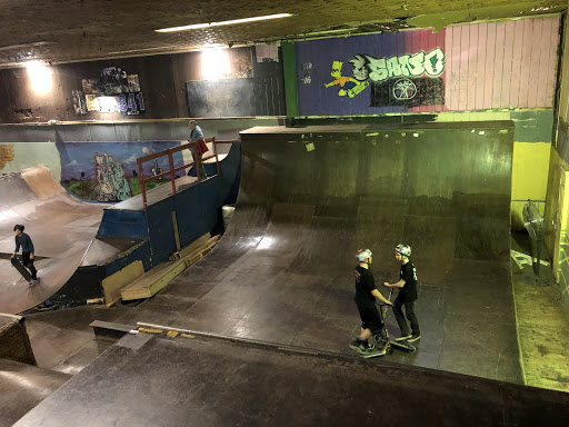 Bicycle Store «C T Bike», reviews and photos, 80 South St, Bristol, CT 06010, USA