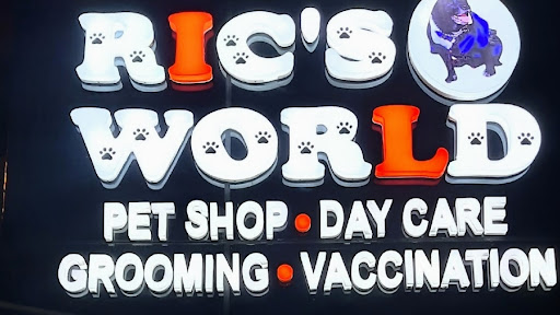 Ric's World Pet Hut