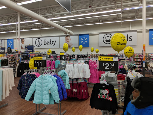 Discount Store «Walmart», reviews and photos, 199 JT Connell Hwy, Newport, RI 02840, USA