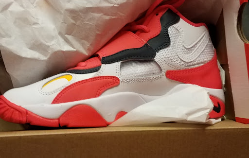 Sporting Goods Store «Nike Factory Store», reviews and photos, 4642 Factory Stores Blvd FF100, Myrtle Beach, SC 29579, USA