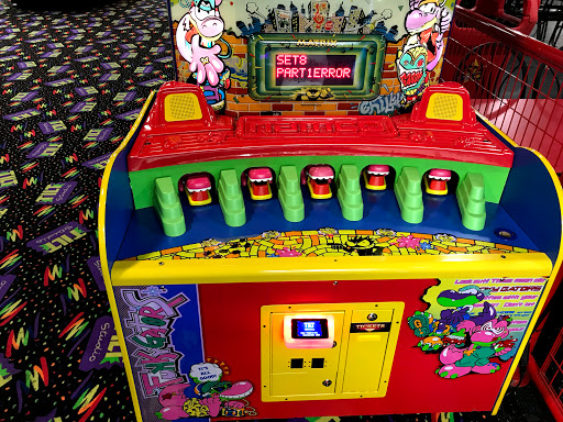 Amusement Center «TILT Studio Family Entertainment Center & Rink Side Ice Arena», reviews and photos, 6152 Grand Ave, Gurnee, IL 60031, USA