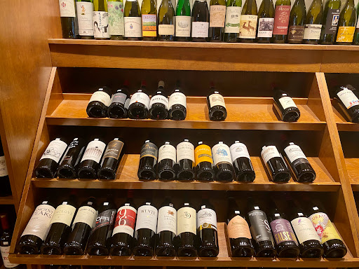 Wine Store «Spiritus Wines», reviews and photos, 220 Asylum St, Hartford, CT 06103, USA