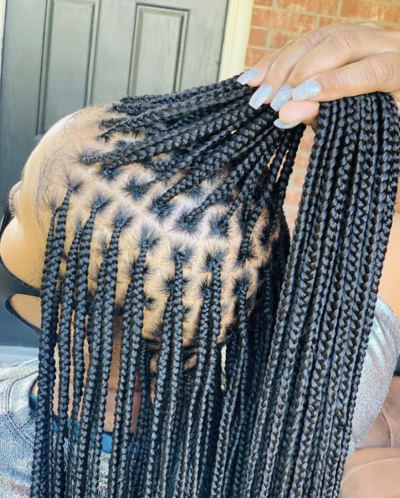 Queenie's hair 20743