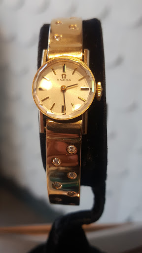 Jewelry Store «OC Diamond Estate Jewelry», reviews and photos, 138 S Glassell St, Orange, CA 92866, USA