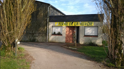 Ferme de la mi-voie à Bosc-Guérard-Saint-Adrien