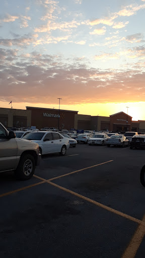 Department Store «Walmart Supercenter», reviews and photos, 2345 Happy Valley Rd, Glasgow, KY 42141, USA