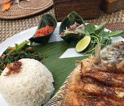 Bebek Tepi Sawah photo