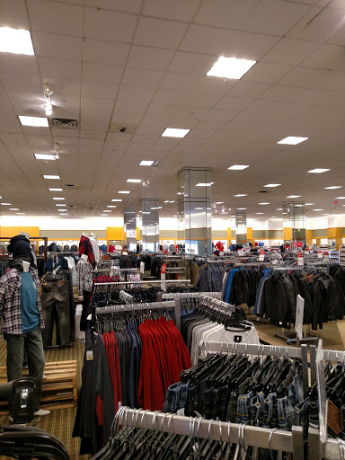 Department Store «Century 21 Department Store», reviews and photos, 1 N Park Pl, Morristown, NJ 07960, USA