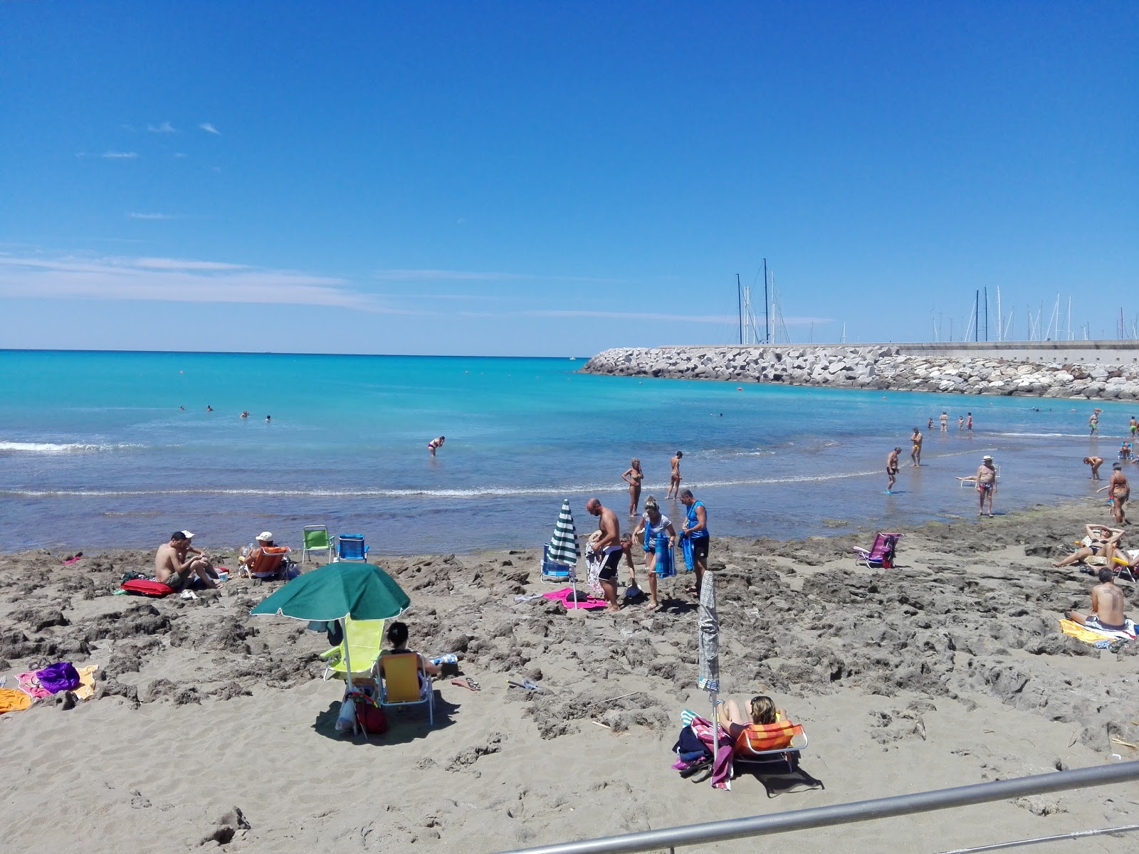 Foto van Bagni Trieste met bruin zand oppervlakte