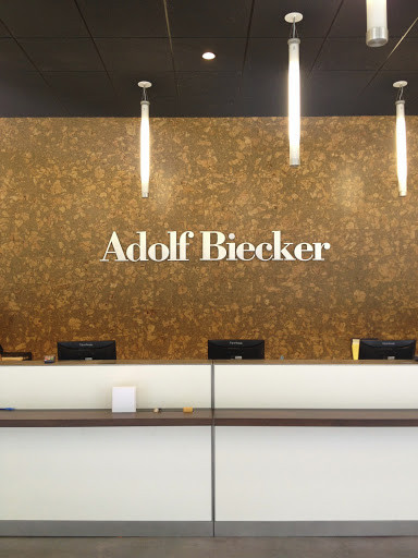 Adolf Biecker Spa / Salon