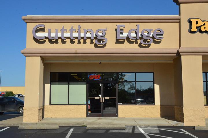 The Cutting Edge Salon 42071