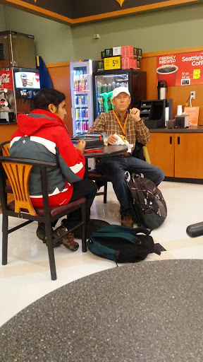 Grocery Store «Safeway», reviews and photos, 2525 SE Tualatin Valley Hwy, Hillsboro, OR 97123, USA