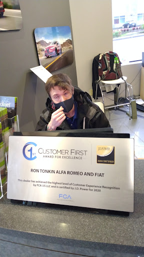 Used Car Dealer «Ron Tonkin Dealerships Used Cars», reviews and photos, 9008 SW Canyon Rd, Portland, OR 97225, USA