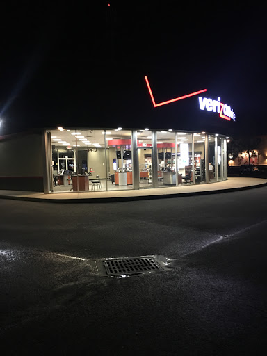Cell Phone Store «Verizon Authorized Retailer – Cellular Sales», reviews and photos, 501 US-27, Clermont, FL 34714, USA