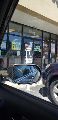 Book Store «Half Price Books Outlet», reviews and photos, 1785 Campbell Ln, Bowling Green, KY 42104, USA