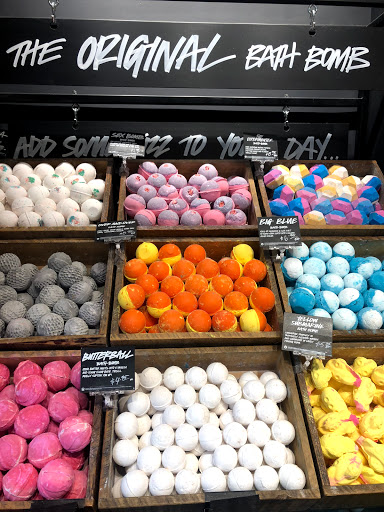 Cosmetics Store «LUSH», reviews and photos, 1961 Chain Bridge Rd, McLean, VA 22102, USA