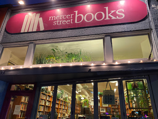 Used Book Store «Mercer Street Books», reviews and photos, 7 Mercer St, Seattle, WA 98109, USA