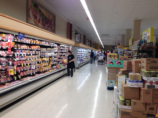 Grocery Store «Stop & Shop», reviews and photos, 1100 Massachusetts Ave, Dorchester, MA 02125, USA