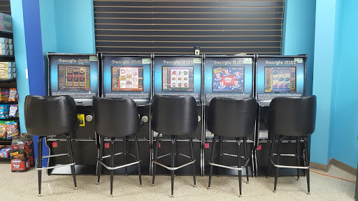 Vaporizer Store «PINEAPPLE XPRESS SMOKE SHOP», reviews and photos, 888 Pleasant Hill Rd, Lilburn, GA 30047, USA