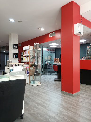 Peluquería y Estética MoM en TorredelCampo, Jaén