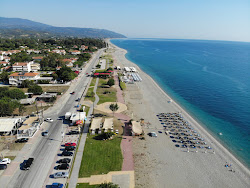 Foto van Agiokampos beach met lange baai