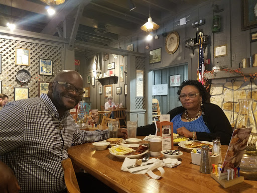American Restaurant «Cracker Barrel Old Country Store», reviews and photos, 4680 Lenoir Ave, Jacksonville, FL 32216, USA