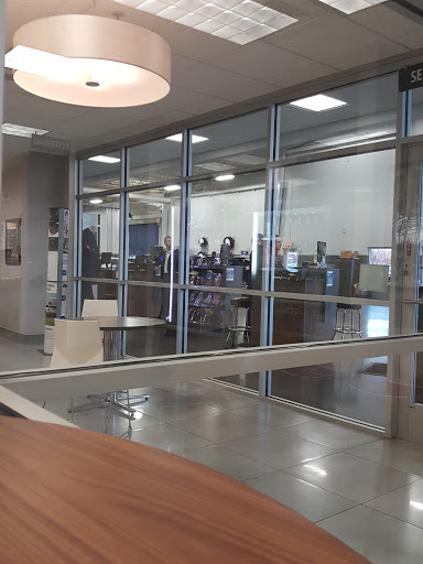 Car Dealer «Davis-Moore Chrysler Dodge Jeep Ram», reviews and photos, 7675 E Kellogg Dr, Wichita, KS 67207, USA