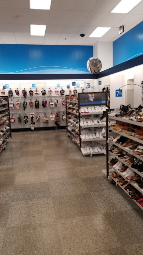 Clothing Store «Ross Dress for Less», reviews and photos, 7300 McNab Road, North Lauderdale, FL 33068, USA