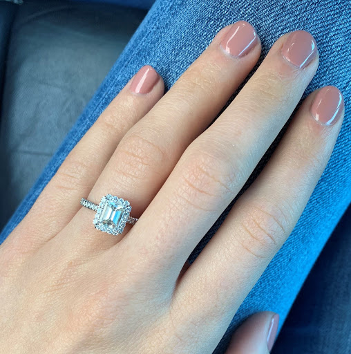 Jewelry Store «Glitters Fine Jewelry», reviews and photos, 4250 W 119th St, Leawood, KS 66209, USA