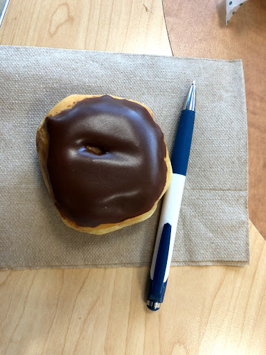 Bakery «Krispy Kreme Doughnuts», reviews and photos, 1911 4 Seasons Blvd, Hendersonville, NC 28792, USA