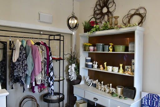 Florist «Winfield Flower Shoppe», reviews and photos, 0s118 Winfield Rd, Winfield, IL 60190, USA