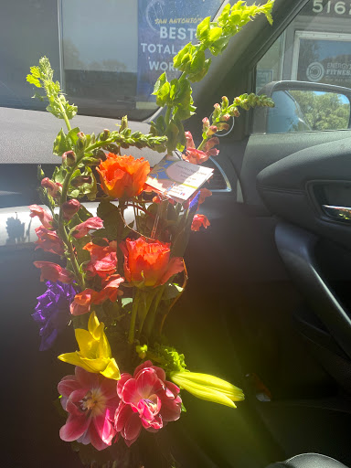 Florist «Creative Floral Designs by Helene», reviews and photos, 5218 Broadway St, San Antonio, TX 78209, USA