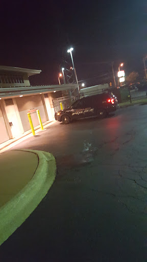 Car Wash «Hickory Hills Car Wash», reviews and photos, 8856 W 87th St, Hickory Hills, IL 60457, USA