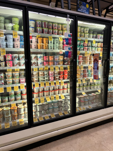 Grocery Store «Pavilions», reviews and photos, 5949 E Spring St, Long Beach, CA 90808, USA