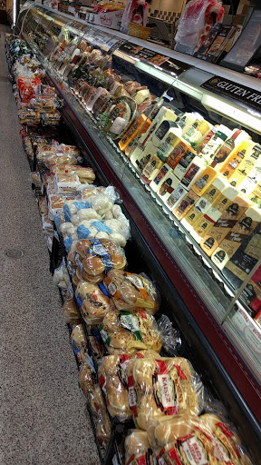 Grocery Store «Butera Market», reviews and photos, 2070 N Rand Rd, Palatine, IL 60074, USA