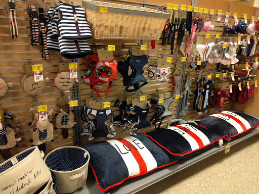 Pet Supply Store «PetSmart», reviews and photos, 2200 E Lohman Ave, Las Cruces, NM 88001, USA