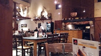 Atmosphère du Restaurant de grillades à la française Courtepaille à Auch - n°16
