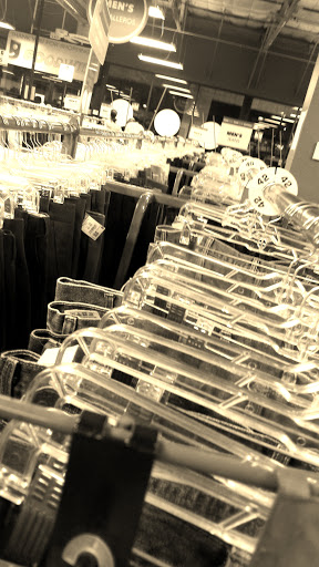 Thrift Store «48th & Baseline Goodwill Retail Store & Donation Center», reviews and photos, 2700 W Baseline Rd, Tempe, AZ 85283, USA