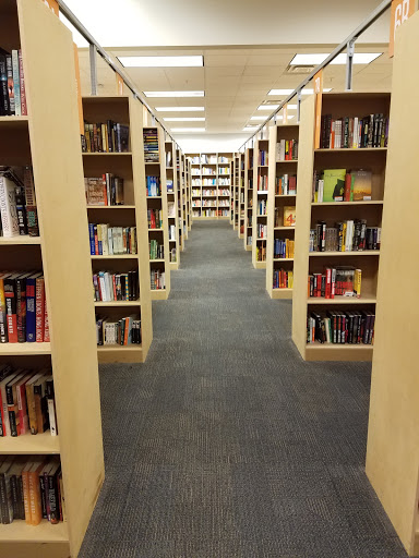 Used Book Store «2nd & Charles», reviews and photos, 17636 Garland Groh Blvd, Hagerstown, MD 21740, USA