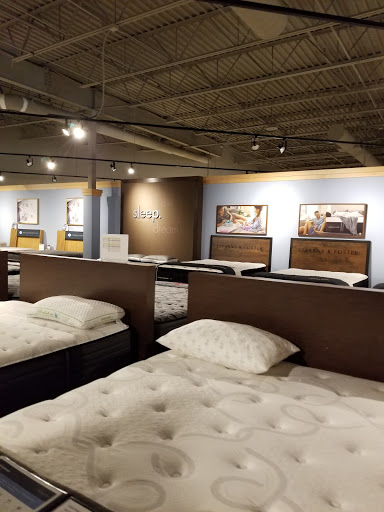 Furniture Store «Slumberland Furniture», reviews and photos, 8490 University Ave NE, Fridley, MN 55432, USA