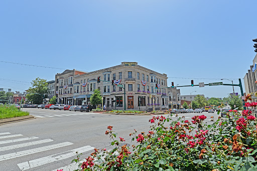 Shopping Mall «Fountain Square», reviews and photos, 101 W Kirkwood Ave, Bloomington, IN 47404, USA