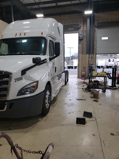 Freight Forwarding Service «YRC Freight 422», reviews and photos, 7300 Centennial Blvd, Nashville, TN 37209, USA