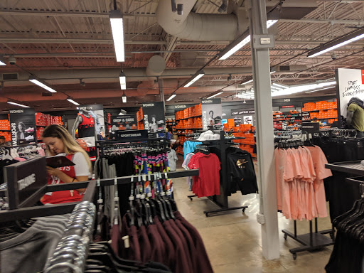 Sporting Goods Store «Nike Factory Store», reviews and photos, 1 Outlet Blvd #600, Wrentham, MA 02093, USA