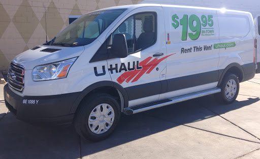 Truck Rental Agency «U-Haul Moving & Storage of East Alton», reviews and photos, 553 W St Louis Ave, East Alton, IL 62024, USA