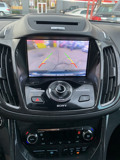 Used Car Dealer «DIAMOND AUTO SALES AND SERVICES 2016», reviews and photos, 1801 W Forest Home Ave, Milwaukee, WI 53204, USA